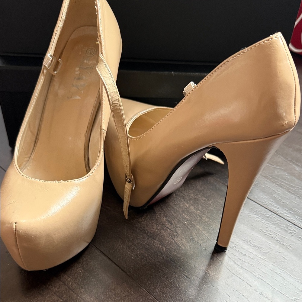 Zara Chic Beige Heels